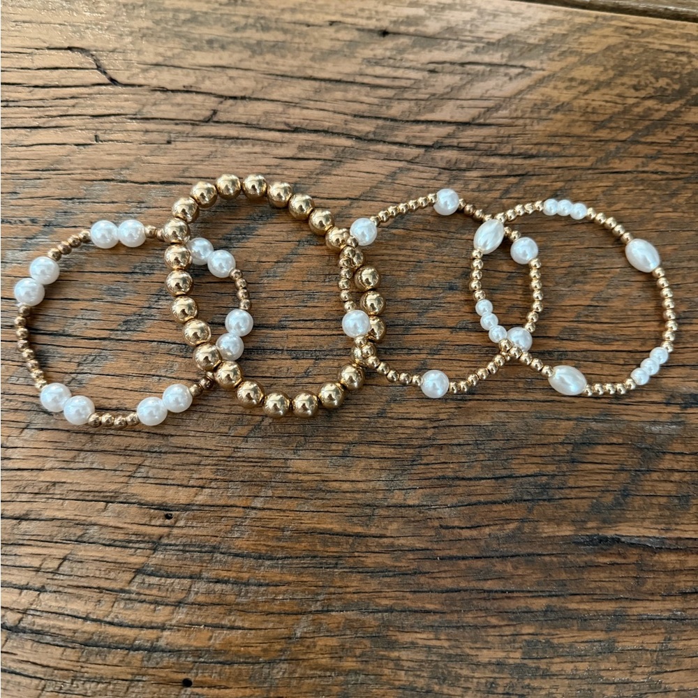 Gold and Pearl Beaded Bracelet Set (4)